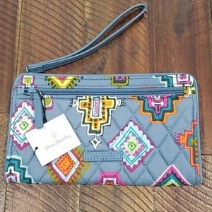 NWT Vera Bradley Aztec print wristlet